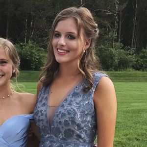 Meet your Posher, Emma